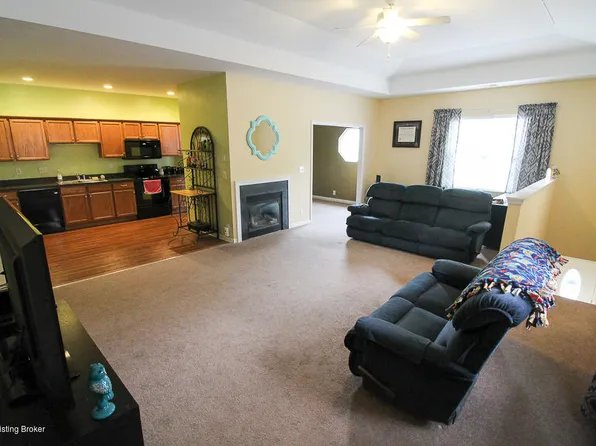 7206 Correll Place Dr, Louisville, KY 40228
