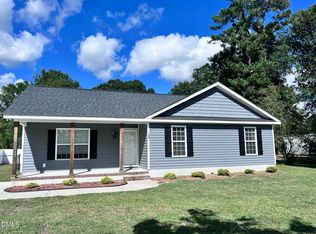 308 W Dixon St, Elm City, NC 27822