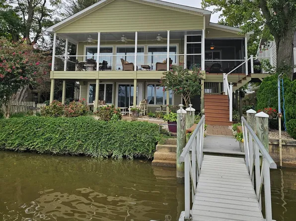 17 River Rd, Elkton, MD 21921
