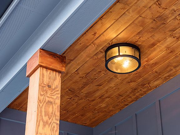 3rd image of 758 Van Davis Rd NW