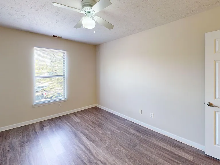 1304 Palmer Dr — Photo 54