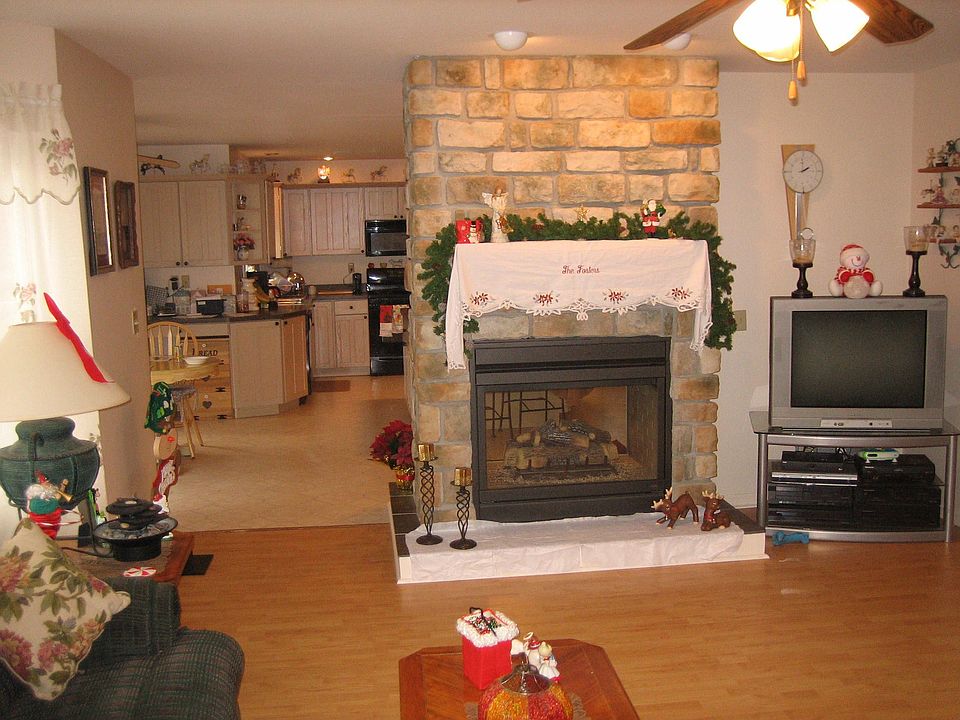 2nd image of 30 Cedar Run Rd