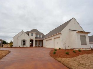 111 Genoa Dr, Madison, MS 39110