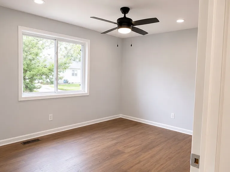 211 Hacker St — Photo 16