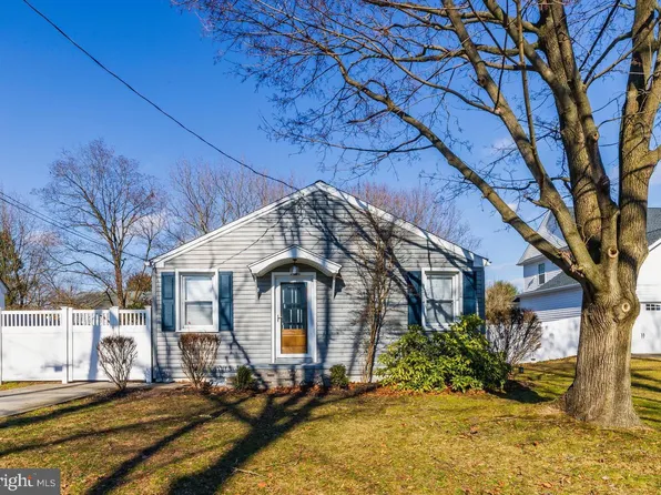 127 Berkley Ave, Mount Royal, NJ 08061