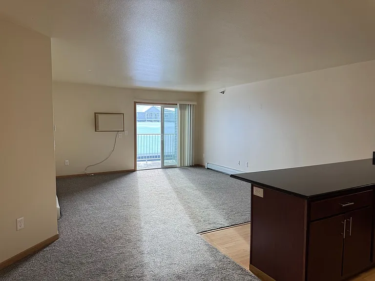 West Lake III Apartments — Photo 184