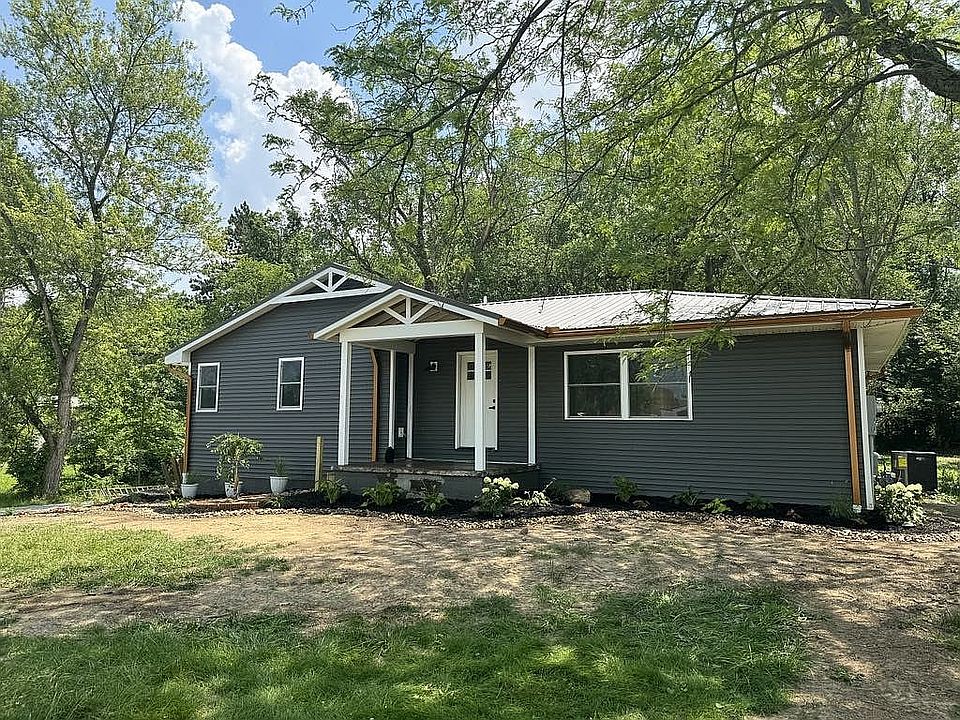 1st image of 605 E State Road 124