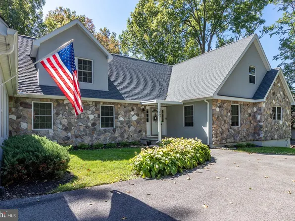 2605 Saint James Church Rd, Wilmington, DE 19808