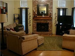 3rd image of 912 Haverstraw Pl #1