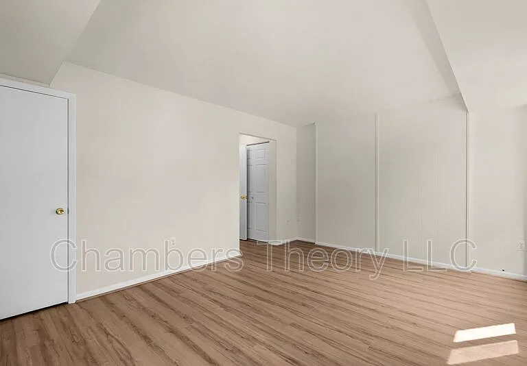 4241 Columbia Pike #101 — Photo 17