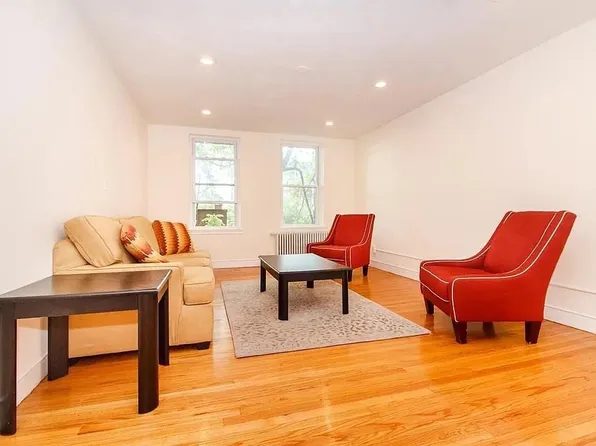 87 Mason Ter, Brookline, MA