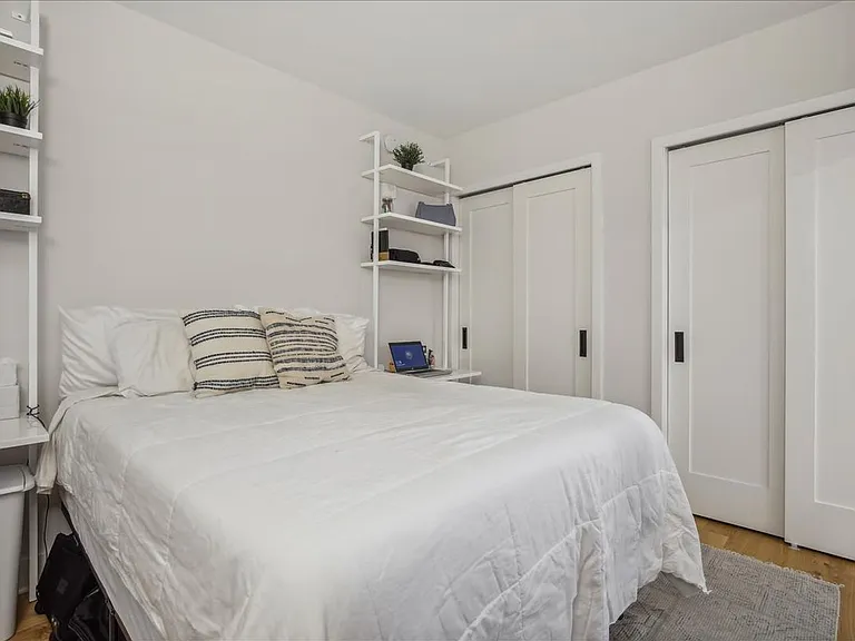 1211 Van St SE #602 — Photo 17