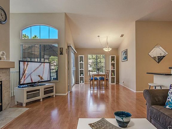 3rd image of 38 Promontory Park