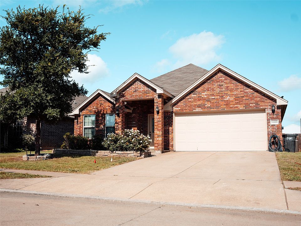 1st image of 12240 Hunters Knoll Dr