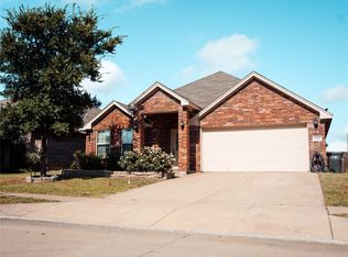 12240 Hunters Knoll Dr, Burleson, TX 76028