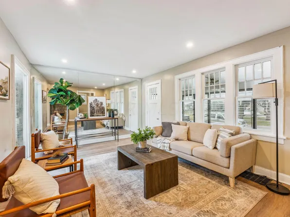 1700 Bide A Wee Park Ave, Columbus, OH 43205