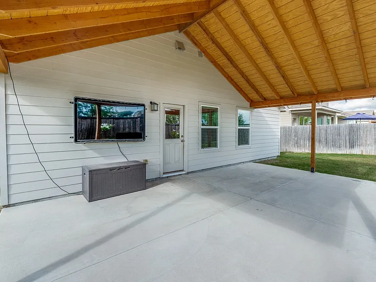 10535 Hammock Hl — Photo 20