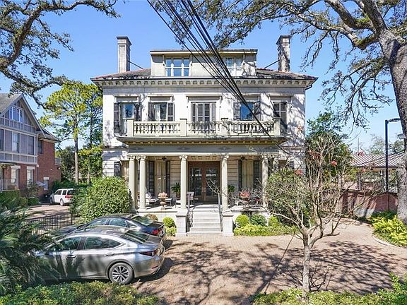 3rd image of 4417 Saint Charles Ave #4417