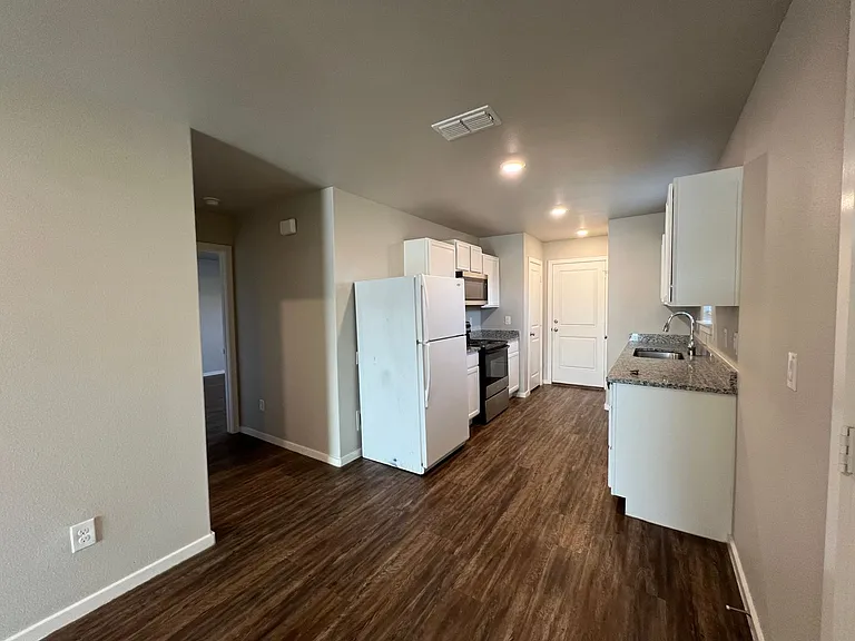3507 Tiffin Ave — Photo 16