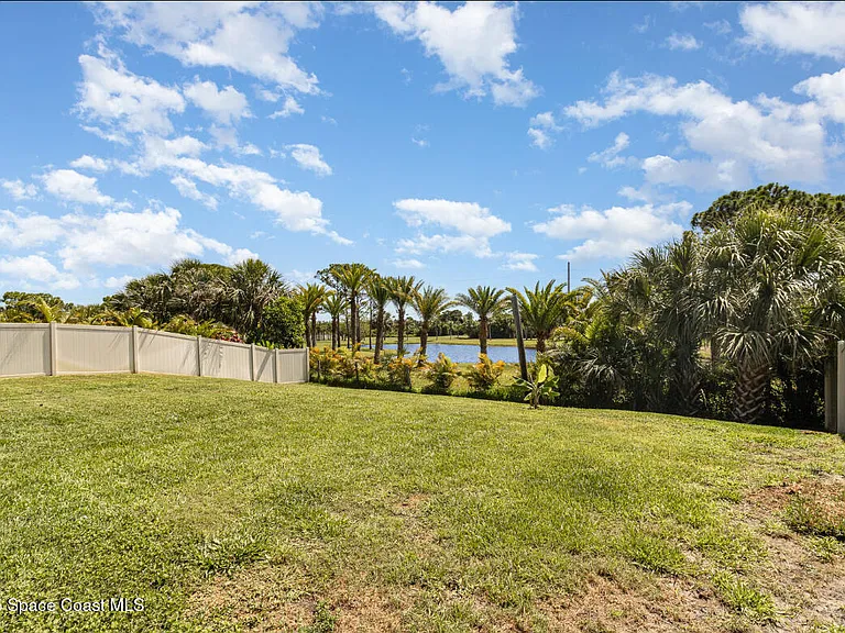 7389 Tourmaline Dr — Photo 27