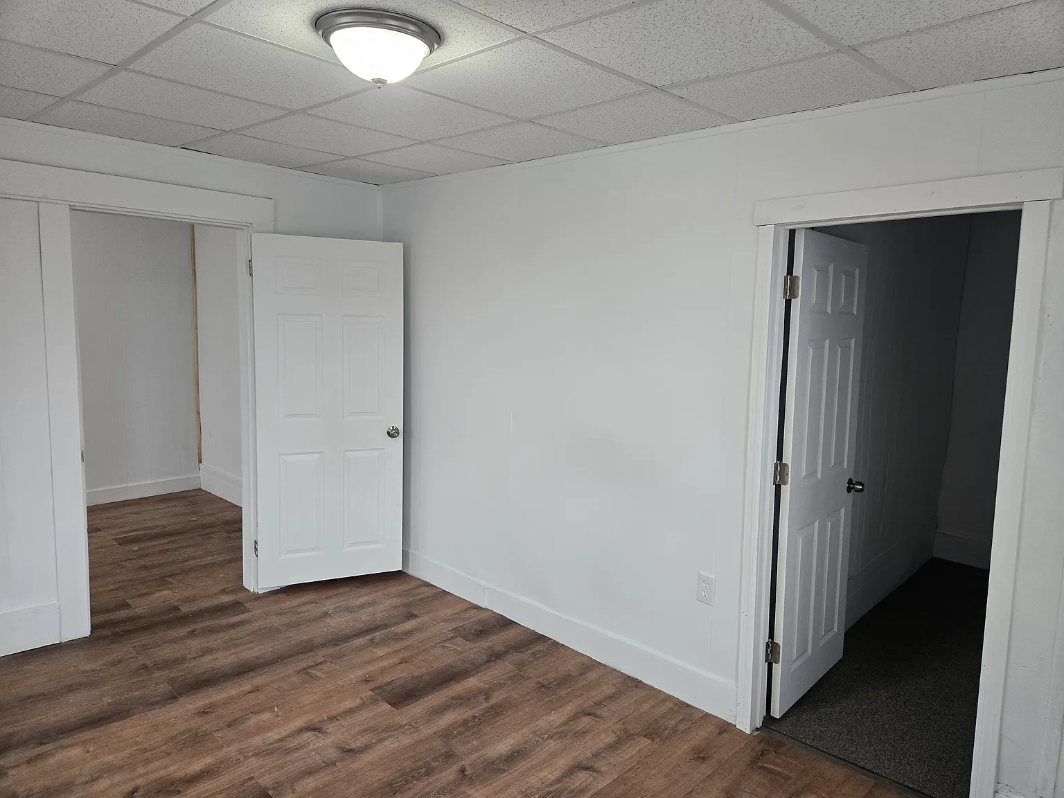 4 bed, 1300 sqft, $2,300 — Photo 2
