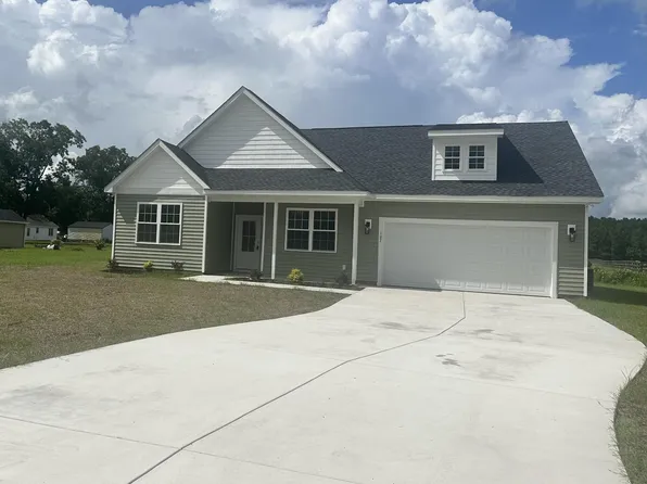 107 Infinity Ln., Loris, SC 29569