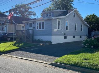7 Meadowbrook Ave, Rumson, NJ 07760
