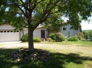 126 N 9th St, Quenemo, KS 66528