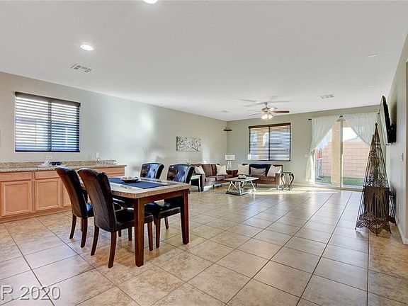 5th image of 10845 Cowlite Ave