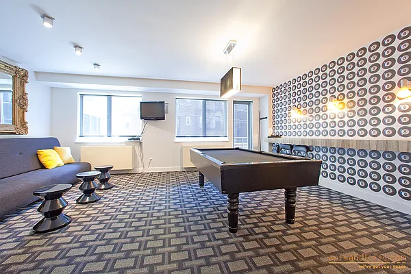 Sold by aptsandlofts.com | media 32