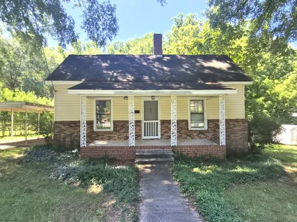 621 N Mountain St, Cherryville, NC 28021