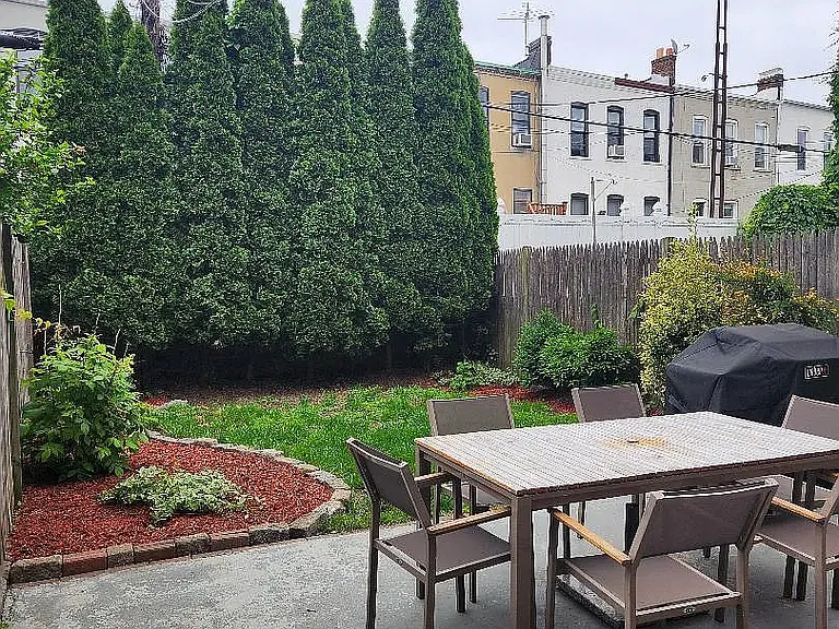 54 Hausman St #1A — Photo 20