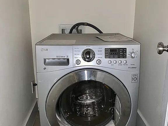 2nd image of 80 Fort Washington Ave APT 5