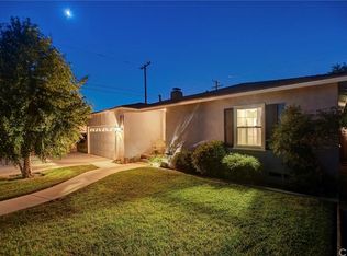 345 S Villanova Dr, Claremont, CA 91711