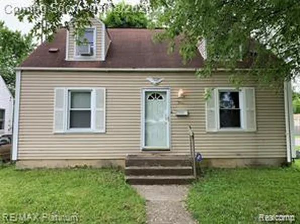 749 Crawford St, Flint, MI 48507
