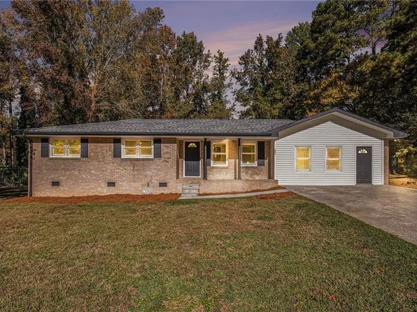 1431 Mohawk Dr, Lawrenceville, GA 30043