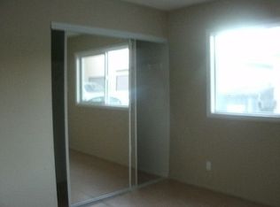 11724 215th St, Lakewood, CA 90715
