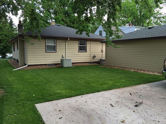 4th image of 1435 9th Ave N