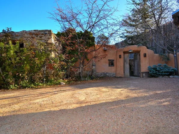 509 Johnson Ln, Santa Fe, NM 87505