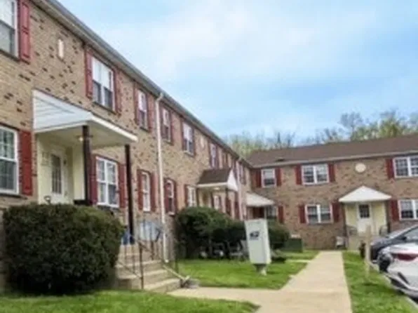 Whiteland Ave Apartments
