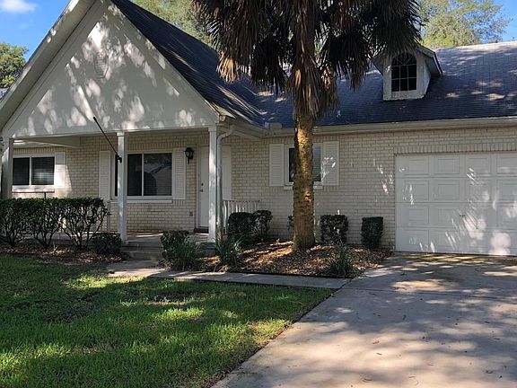 2nd image of 9256 SW 82nd Ter Unit B