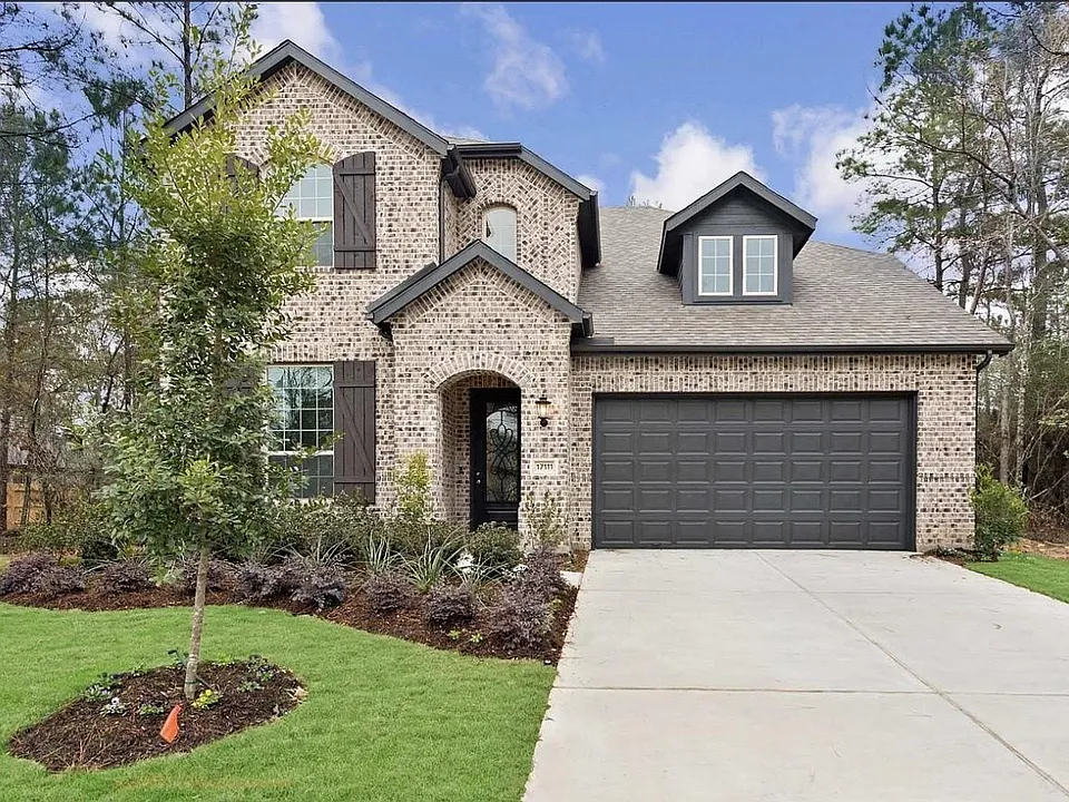 17111 Crimson Crest Dr
