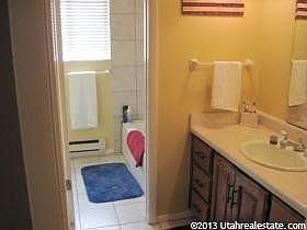 5th image of 1042 Palos Verdes Dr