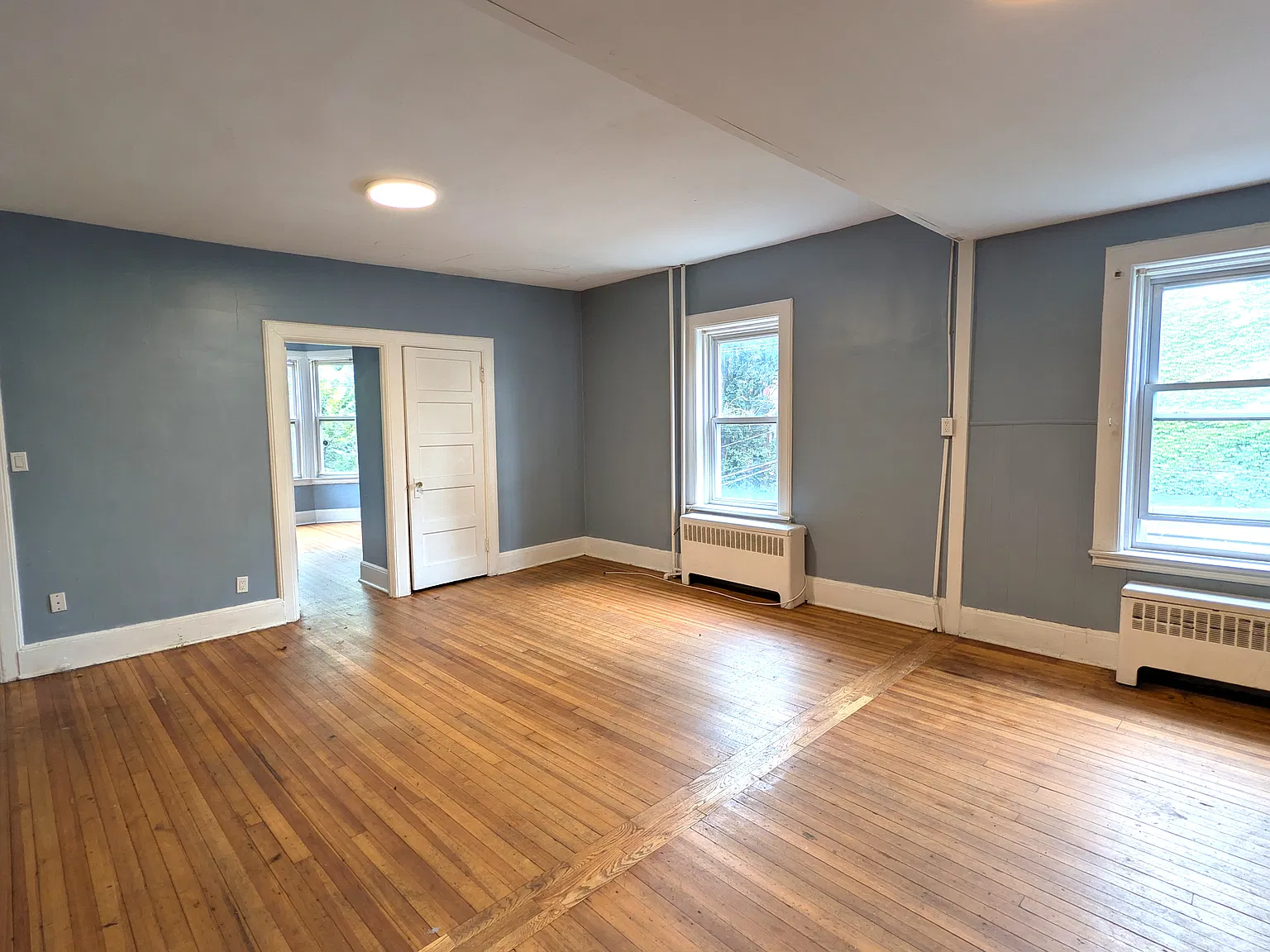 51 Elm St — Photo 1