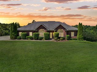 7 Tara Ct, Johnson City, TN 37615