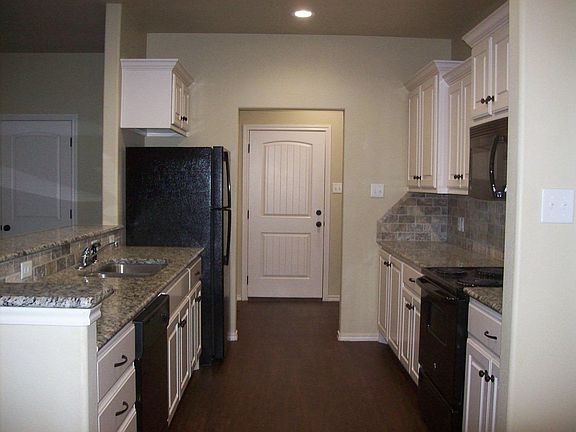 5th image of 1210 Preston Trl #B
