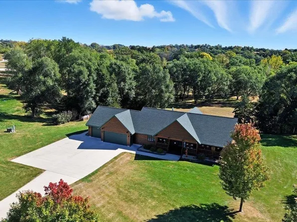 2617-5 Quasqueton Diagonal Blvd, Independence, IA 50644