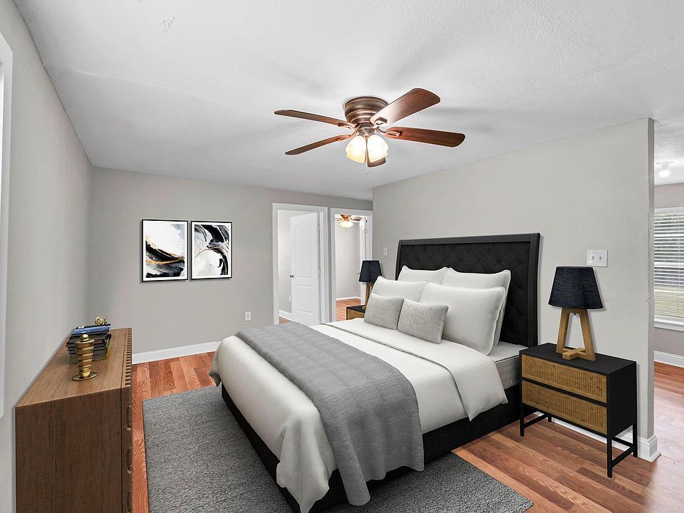 1st image of 303 Linwood St #1/2