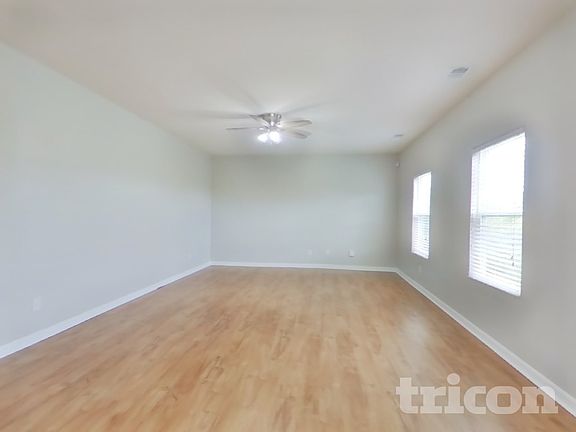 3rd image of 2245 Bee Hive Dr