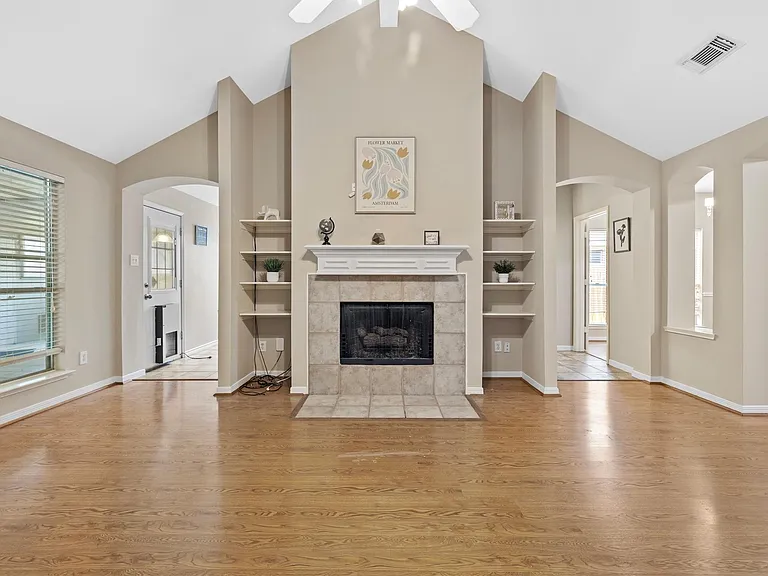8619 Bridge Park Dr — Photo 13